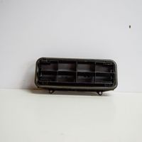 Nissan Juke I F15 Ventiliacinės grotelės 8200213712