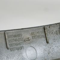 Skoda Octavia Mk2 (1Z) Rivestimento in plastica cornice della leva del cambio 10137412AU