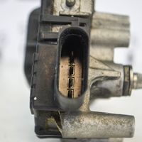 Audi A4 S4 B7 8E 8H Motorino del tergicristallo 8E1955119