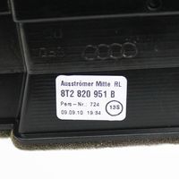 Audi A4 S4 B8 8K Kojelaudan tuuletussuuttimen suojalista 8T2820951B