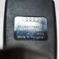 Audi A4 S4 B6 8E 8H Boucle de ceinture de sécurité arrière centrale 8E08577978E0857739