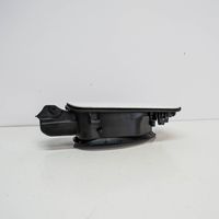 Audi A4 S4 B9 Tappo cornice del serbatoio 8W0809906