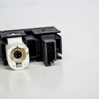 BMW 4 F32 F33 Câble adaptateur AUX 9229246