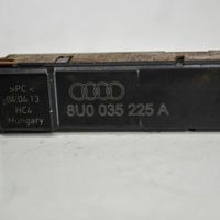 Audi Q3 8U Pystyantennivahvistin 8U0035225A