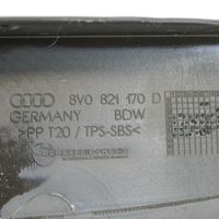 Audi A3 S3 8V Lokasuojan päätylista 8V0821170D