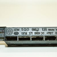 Audi A3 S3 8V Antena wewnętrzna 8V0907525