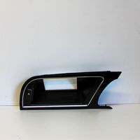 Audi A5 8T 8F Cadre, panneau d'unité radio / GPS 8T2857185N