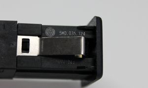 Volkswagen Tiguan Câble adaptateur AUX 5M0035724