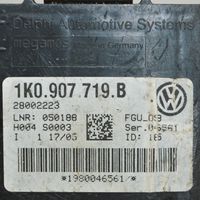 Volkswagen Golf V Muut laitteet 1K0907719B