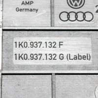 Volkswagen Jetta VI Saugiklių dėžė (komplektas) 1K0937132F