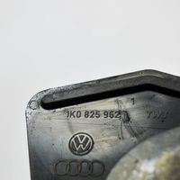 Volkswagen Touran I Другая часть кузова 1K0825962