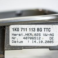 Volkswagen Golf V Vaihteenvalitsimen kehys verhoilu muovia 1K0711113BG