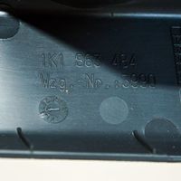 Volkswagen Golf V A-pilarin verhoilu 1K1863484