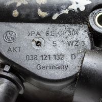 Volkswagen Polo Autres pièces compartiment moteur 038121132D
