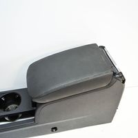 Volkswagen Jetta VI Center console 