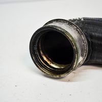 Volkswagen PASSAT B5 Tube d'admission de tuyau de refroidisseur intermédiaire 3B0145834P