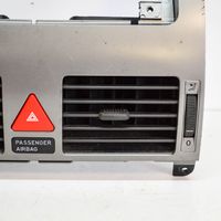 Volkswagen Touran I Moldura protectora de la rejilla de ventilación del panel 1T1819728D