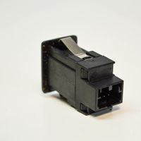 Volkswagen Golf VI AUX in-socket connector 5N0035724