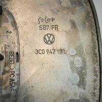 Volkswagen PASSAT B6 Etuistuimen valo 3C0947133