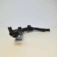 Volkswagen Golf VI Staffa angolare del supporto di montaggio del paraurti 5K6807393C