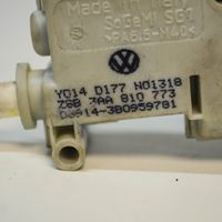 Volkswagen PASSAT B7 Serratura del tappo del serbatoio del carburante 3AA810773