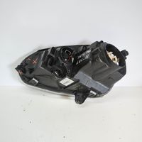 Volkswagen Jetta III Lampa przednia 1K6941006Q