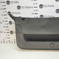 Volkswagen Golf Plus Takaluukun koristelista 5M0867601D