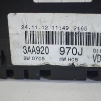 Volkswagen PASSAT B7 Speedometer (instrument cluster) 3AA920970J