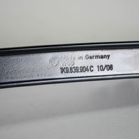 Volkswagen Golf V Listwa / Uszczelka szyby drzwi tylnych 1K9839904C