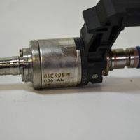 Volkswagen Jetta VII Injecteur de carburant 04E906036AL