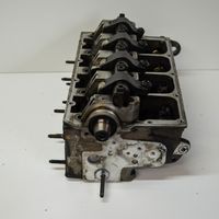 Volkswagen Golf V Culasse moteur 038103373F
