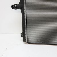 Volkswagen Touran II Радиатор охлаждающей жидкости 1K0121251DD
