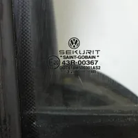 Volkswagen Phaeton Galinis šoninis kėbulo stiklas 3D4839431