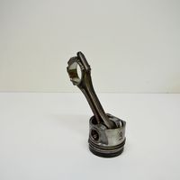 Volkswagen Jetta VI Piston 070110100630