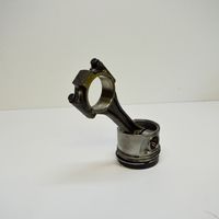 Volkswagen Jetta VI Piston 070110100630