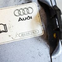 Audi A4 S4 B6 8E 8H Apdaila prie degalų bako dangtelio 4E0010376R