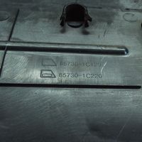 Hyundai Getz Tavaratilan/takakontin alempi sivuverhoilu 