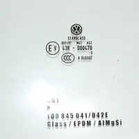 Volkswagen Eos Szyba karoseryjna tylna 1Q0845041G