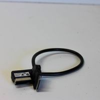 Volkswagen Touareg II Câble adaptateur AUX 5N0035554B