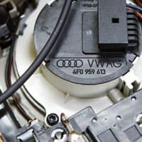 Audi Q7 4L Фонарь освещения передних мест 4F0959719A