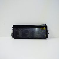 Dodge Challenger Fuse box cover 7271465930