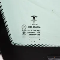 Tesla Model S Szyba karoseryjna tylna 600718800G