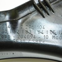 BMW 4 F32 F33 Listwa pod lampę tylną 7296104