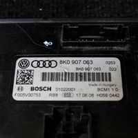 Audi A4 S4 B8 8K Korin keskiosan ohjainlaite 8K0907063