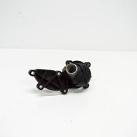 Audi A8 S8 D3 4E Thermostat 06E121111G