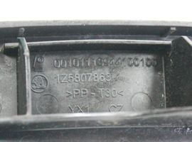 Skoda Octavia Mk2 (1Z) Kampinės bamperio dalies laikiklis 1Z5807863