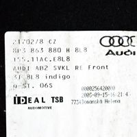 Audi A3 S3 8P Tavaratilan sivuverhoilu 8P3863880H