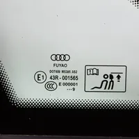 Audi A4 S4 B9 Fenêtre latérale avant / vitre triangulaire 8W5845297B