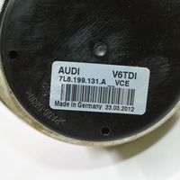 Audi Q7 4L Moottorin kiinnikekorvake 7L8199131A
