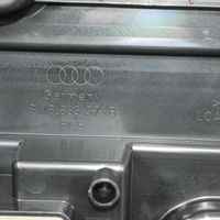 Audi A4 S4 B9 Wykładzina bagażnika 8W8863373B